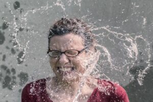 ICE BUCKET 